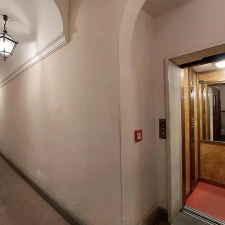 Apartment Banchi Nuovi Rome